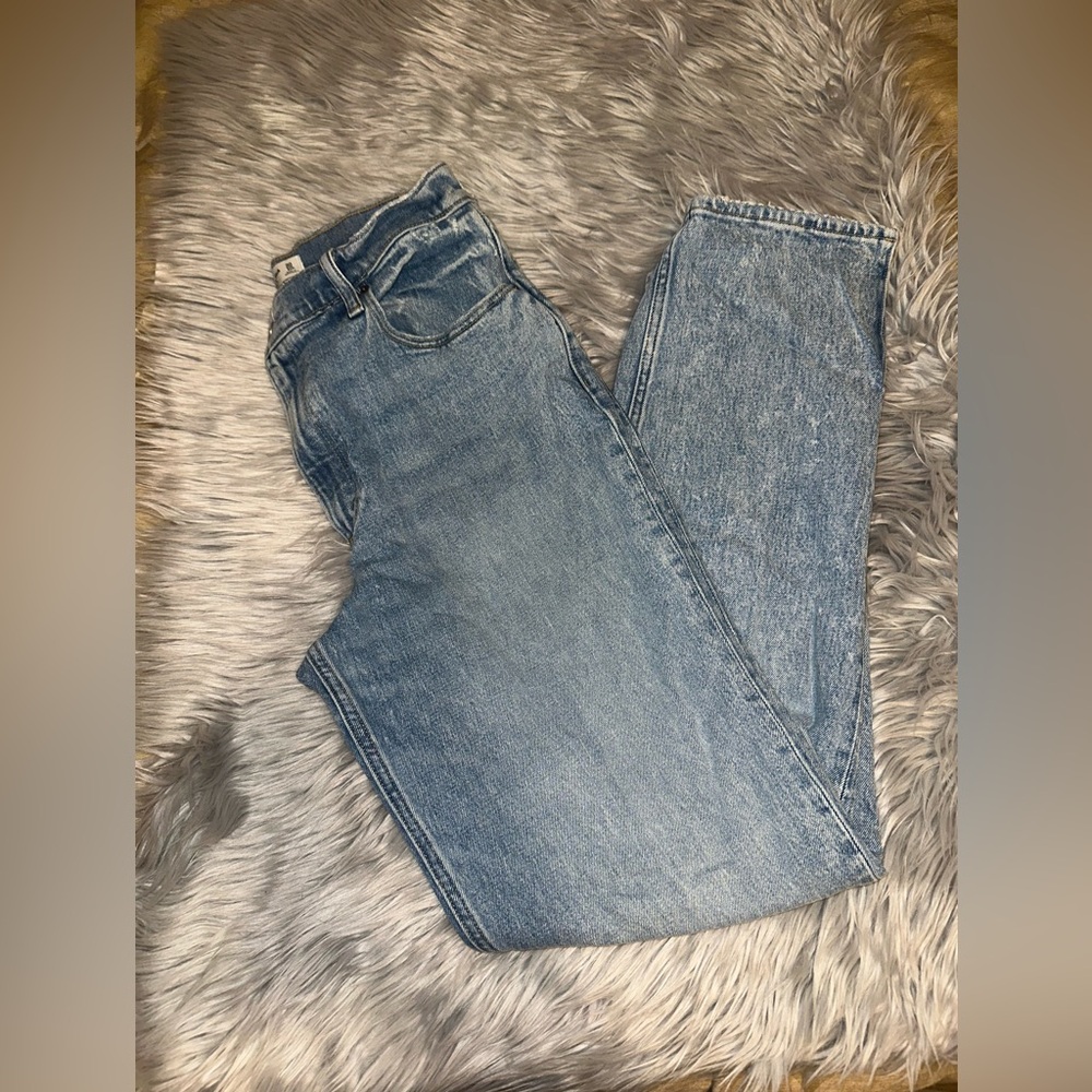 Abercrombie & Fitch Washed Blue Straight Leg Jeans - Picture 2 of 6